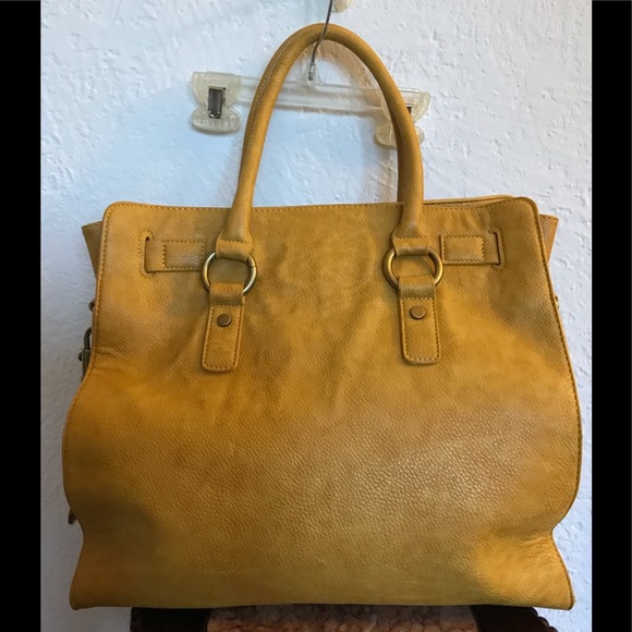 Beautiful Yellow Large Purse NWOT - Picture 2 of 14
